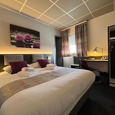 Brit Hotel Le Везул Екстериор снимка